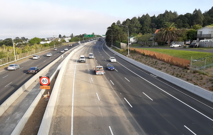 The Southern Motorway between Manukau and Hill Road off-ramp where an additional (fourth) southbound lane has opened today.